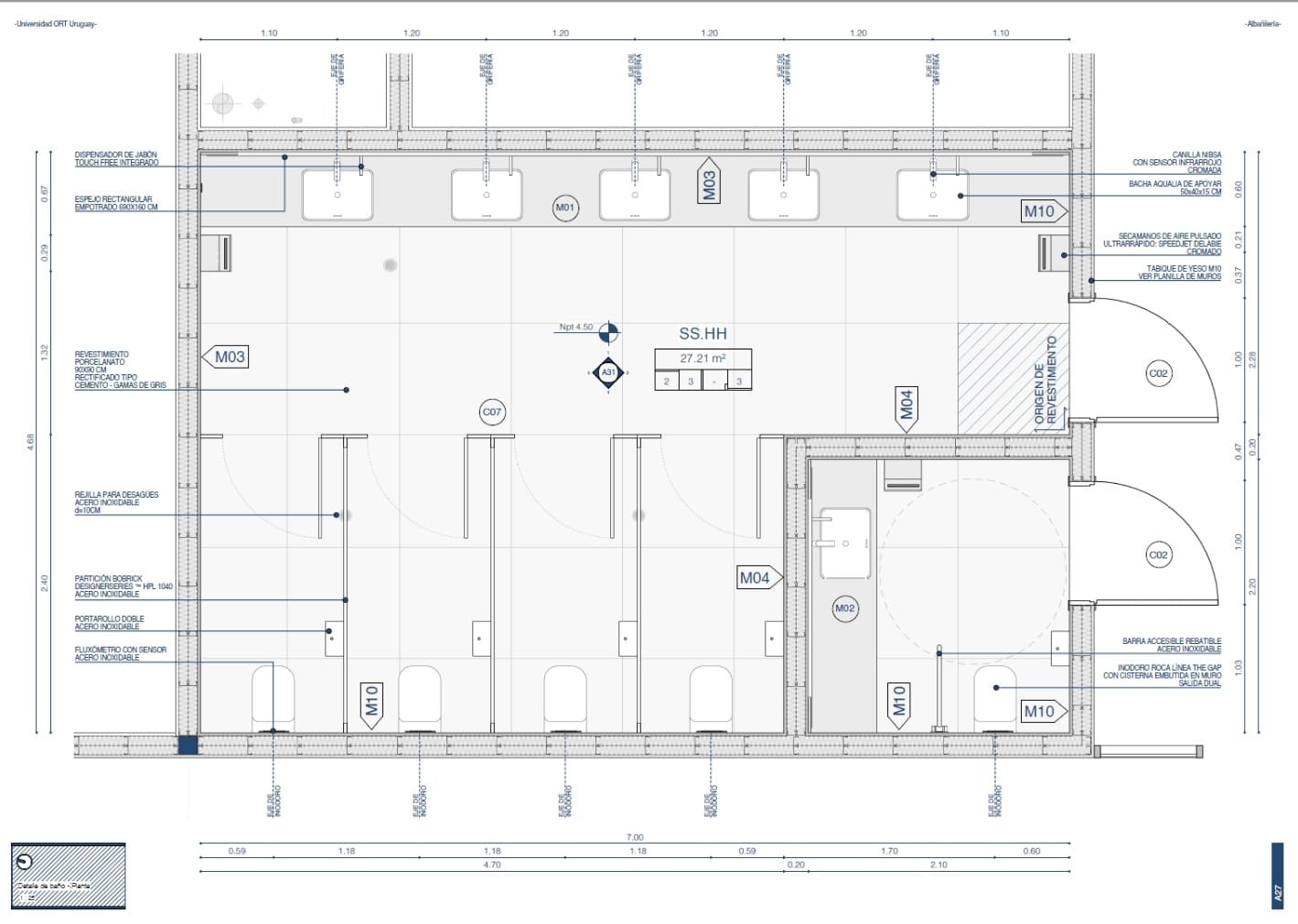 Planta técnica de baños con dimensiones y especificaciones de equipamiento sanitario