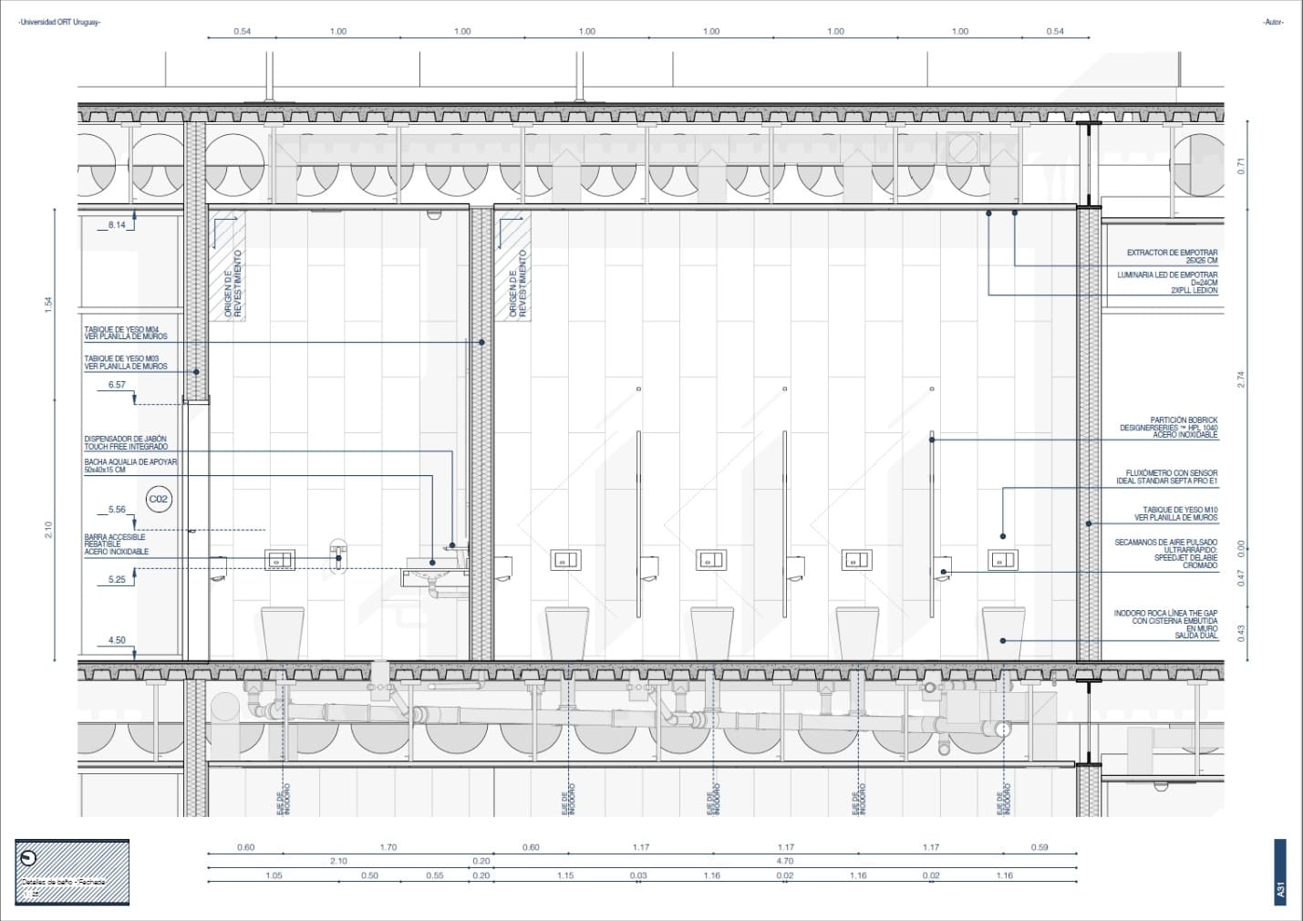 Sección detallada de baños mostrando instalaciones y equipamiento
